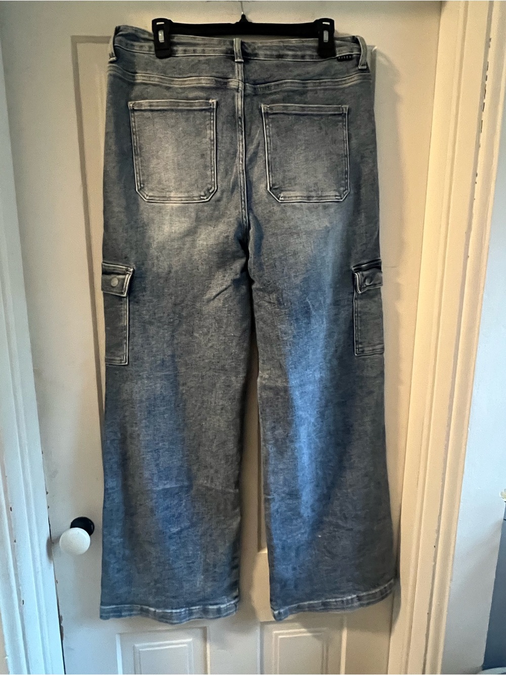 Risen Cargo Wide Leg Jeans - Picture 3 of 4